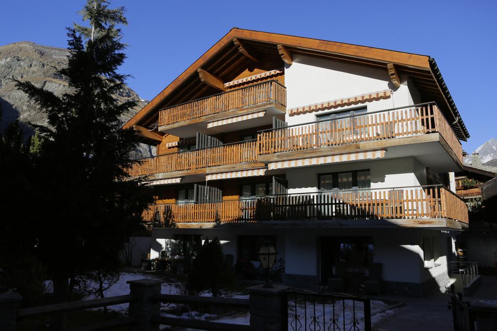 Haus Andorra Apartment Zermatt Exterior photo